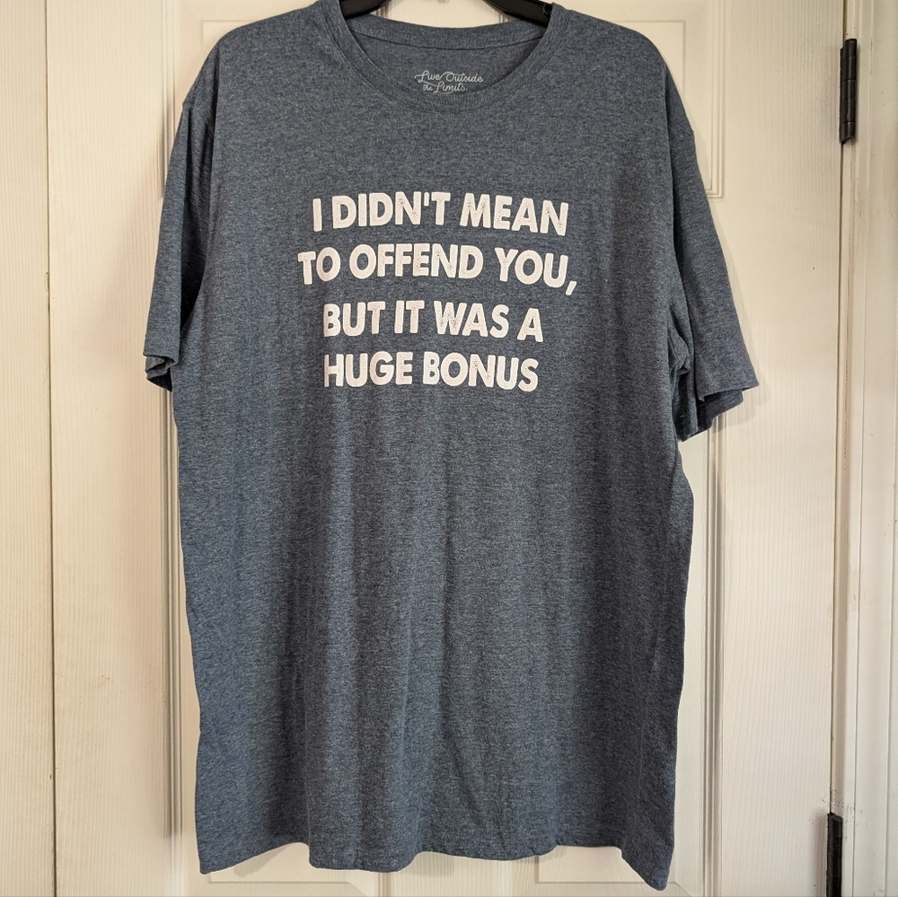 Live Outside the Limits Short Sleeve T-shirt Size XL